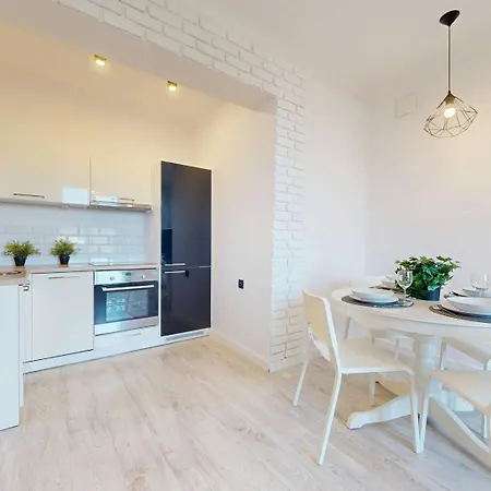 Cozy - 15 Min To Downtown 公寓