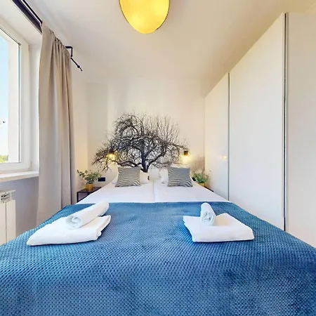 Cozy - 15 Min To Downtown Lägenhet Warszawa